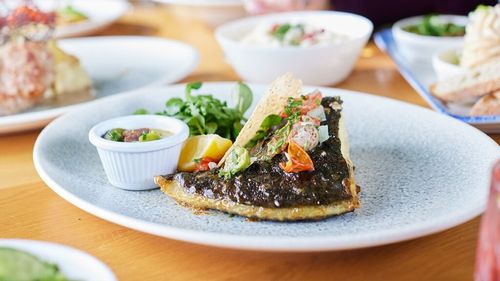 ANALIZĂ | Millennials și Gen Z preferă experiențe personalizate, interactive și autentice atunci când aleg un restaurant/ Cât de des iau masa în oraș și cât cheltuiesc la o ieșire