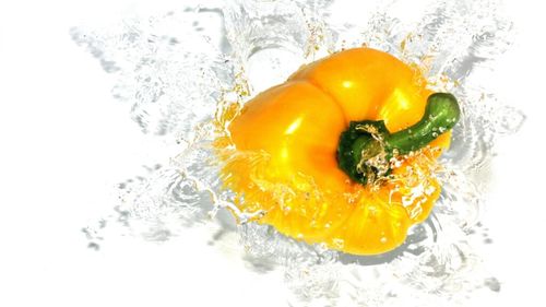 Ardeii grași galbeni oferă una dintre cele mai mari cantități de vitamina C naturală/ Culoarea lor intensă îi recomandă drept o sursă importantă de antioxidanți și compuși antiinflamatori ce contribuie la menținerea sănătății organismului