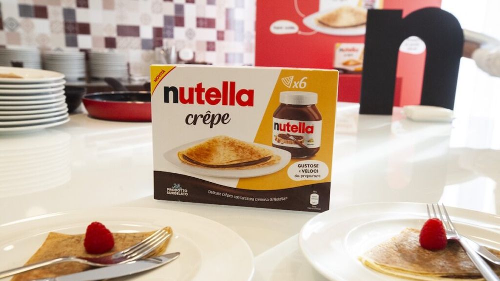 Ferrero anunță lansarea a cinci noi produse, printre care și o clătită în categoria frozen bakery, alături de brioșe și croissante. Compania care produce și crema Nutella a preluat și două start up-uri din sectorul batoanelor proteice