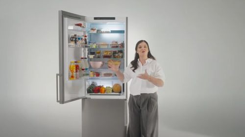 VIDEO | Shopping în frigider: Cum să aranjezi alimentele ca un profesionist / Mădălina Preda (specialist în organizare): Înlocuiește „sfânta oală cu capac imens” cu o caserolă transparentă