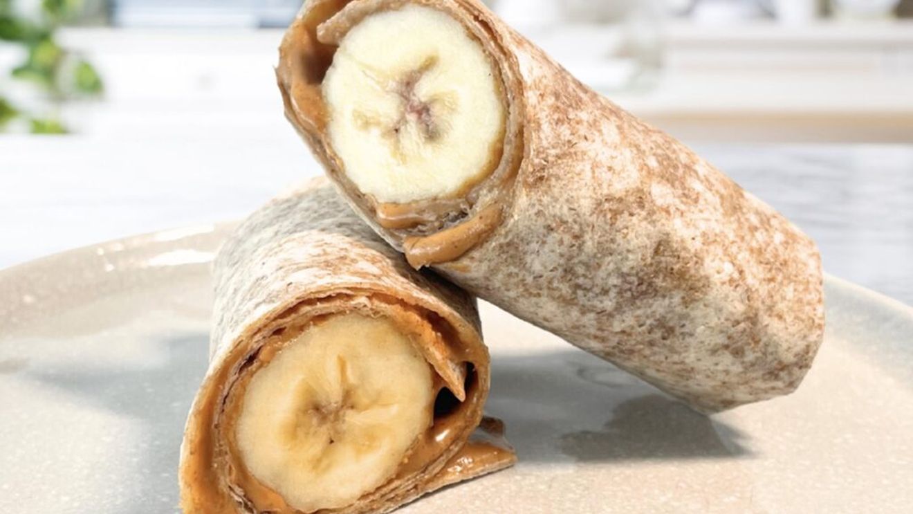 Ceva dulce | Rulouri de tortilla cu banane și unt de arahide, un desert delicios, sănătos și rapid de preparat