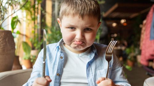 Obezitatea infantilă depășește subnutriția / Numărul copiilor obezi ar putea ajunge la 228 de milioane în următoarele decenii, depășind numărul celor subnutriți