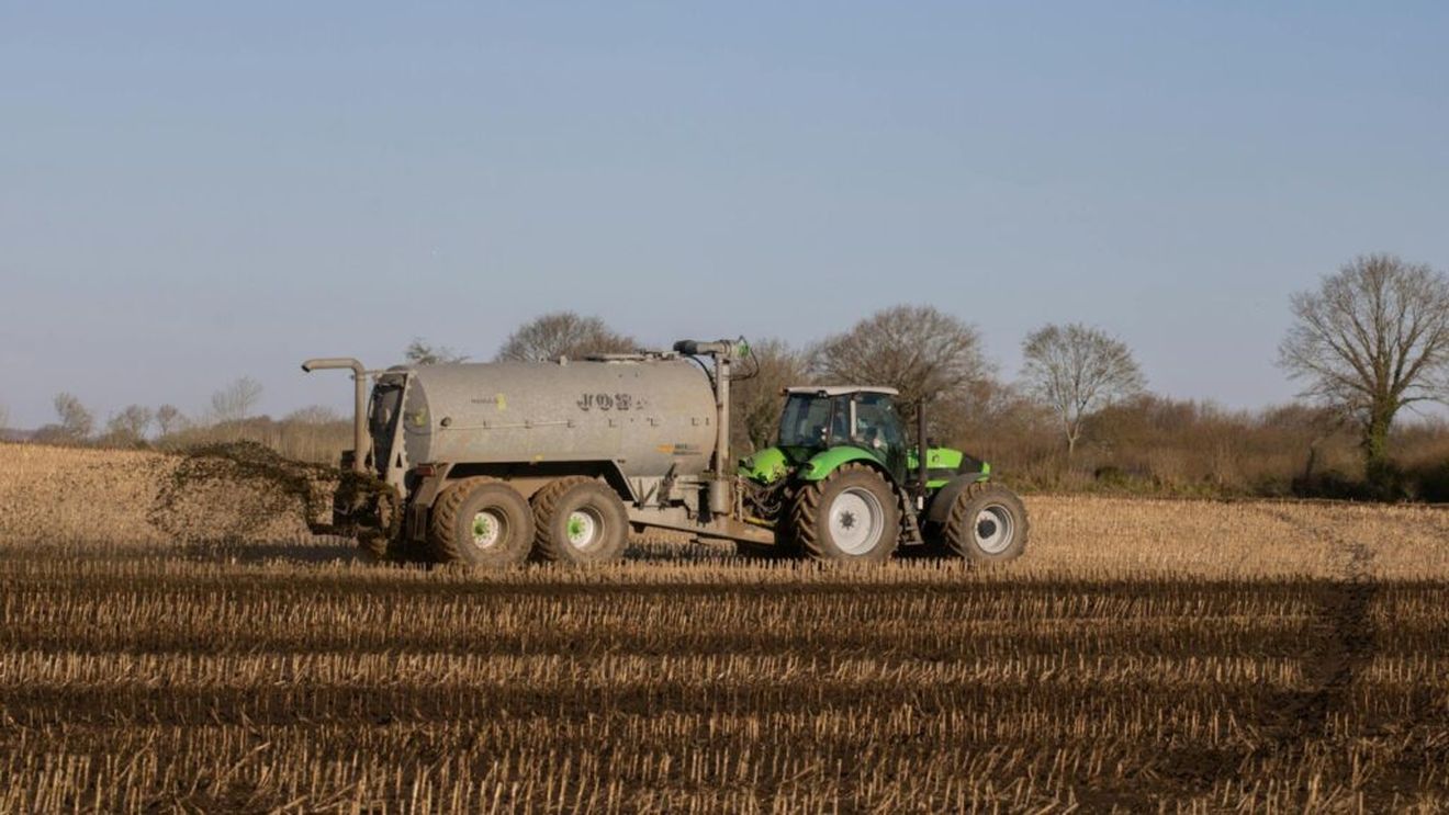 Comisia Europeană propune taxe vamale pentru toate produsele agricole și pentru îngrășămintele din Rusia și Belarus / Maroš Šefčovič, comisar european: „Scopul nostru este să slăbim și mai mult economia de război a Rusiei”