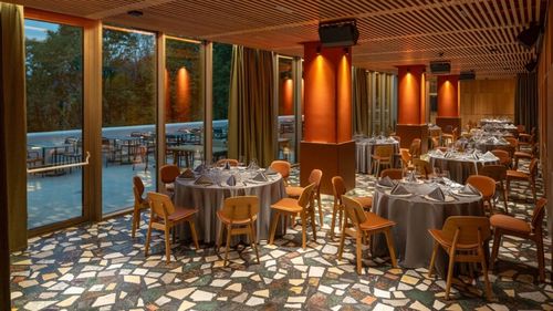 Ministerul Mediului verifică restaurantul Panoramic de pe Tâmpa / Unitatea ar fi funcționat luni întregi fără autorizație