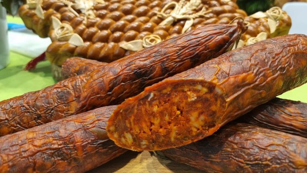 Un nou produs românesc va obține certificare europeană - Salamul de Nădlac / Anunțul Ministerului Agriculturii