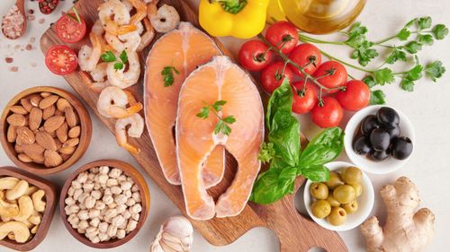 De ce ai vitamina D scăzută, chiar dacă stai la soare / Cele mai frecvente cauze ignorate de mulți oameni / Cum substitui lipsa acestei vitamine din alimentație