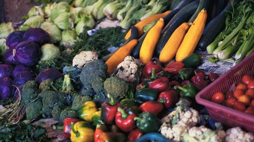 Ziua Naţională a Produselor Agroalimentare, sărbătorită pe 10 octombrie în Piaţa Centrală din Craiova / Vor fi prezentate, pe lângă legumele şi fructele de sezon, flori şi produse cosmetice naturale, miere, dulceţuri şi murături