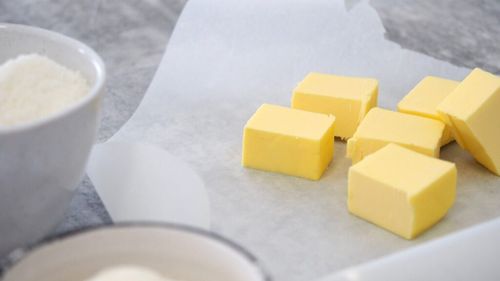 Consumul de unt, asociat cu un risc crescut de mortalitate din cauza cancerului. Uleiurile pe bază de plante ar putea oferi protecție, arată un studiu realizat la Harvard