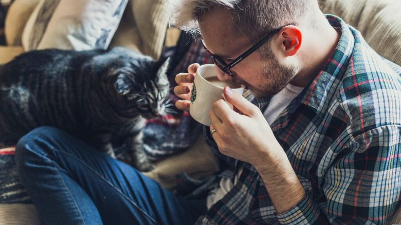 Băutura de dimineață care ar putea reduce stresul, potrivit unui studiu / Cât ar trebui să consumi pentru efecte benefice