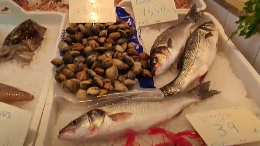 VIDEO | ABC în bucătărie | Totul despre peștii mediteraneeni/ Care e cel mai bun pește de consumat în perioada verii, de ce și ce variante de preparare sunt recomandate / Ce să nu uiți când gătești pește vara