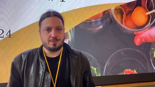 Chef Mihai Toader își caută inspirația în Piața Obor: „Mă plimb printre tarabe, ascult povești, caut o trufanda” / „M-am apucat de gătit fiindcă îmi place adrenalina din bucătărie” (VIDEO)