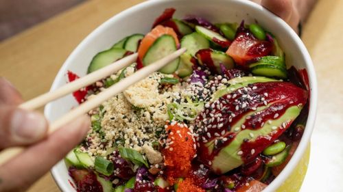 Consumă aceste 15 alimente, pentru a te menține în formă/ Sărace în calorii și bogate în fibre, aceste alimente, ieftine și la îndemâna oricui, te ajută nu doar să nu te îngrași, ci și să-ți păstrezi sănătatea