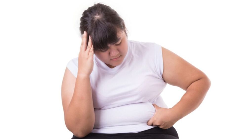 Obezitatea afectează plămânii și agravează astmul/ Medic pneumolog: „La obezi, riscul de insuficiență respiratorie severă este mult mai mare”