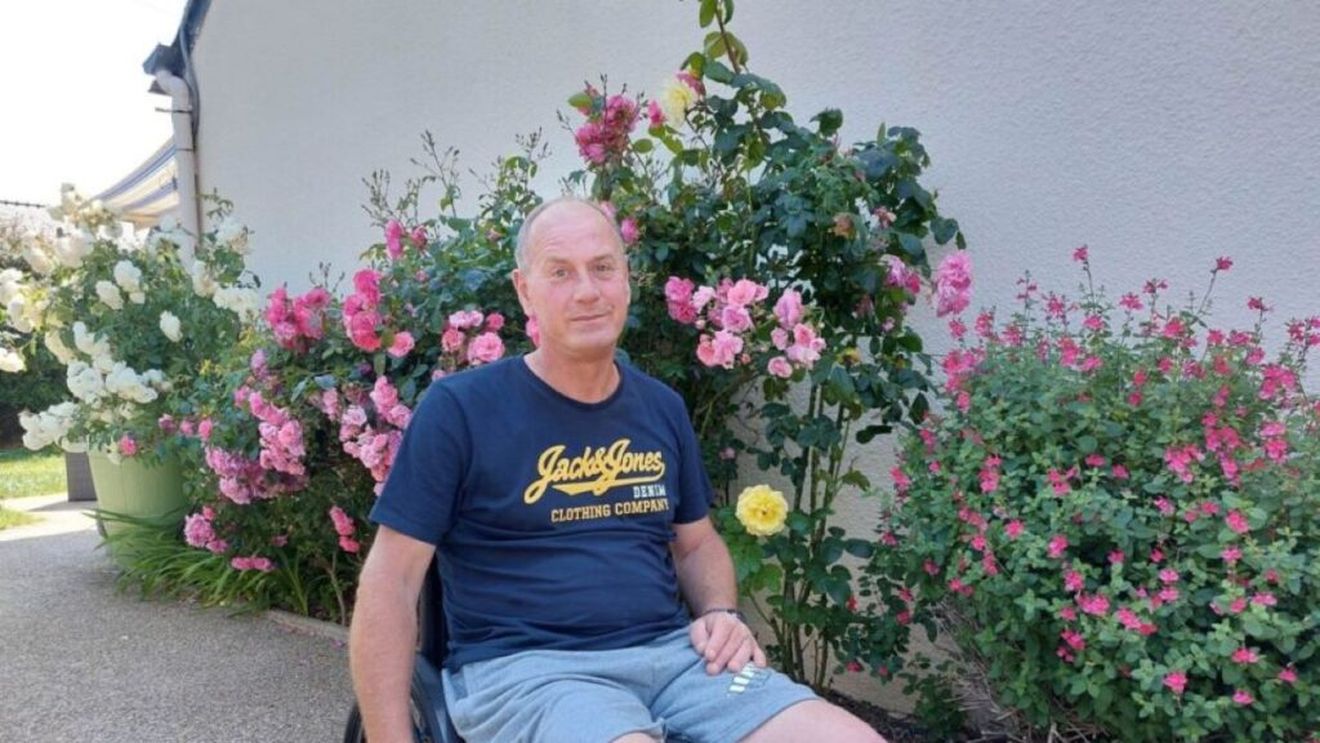 Povestea unui grădinar peisagist din Franța care s-a îmbolnăvit de cancer după ce a fost expus timp de 30 de ani la glifosat. „Mi-a distrus viața. A otrăvit oameni și natură”