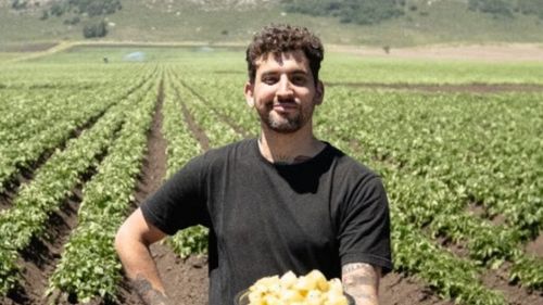 VIDEO | Cartofii, gătiți în 100 de moduri diferite/ Profesorul care a devenit viral gătind această legumă: „Cartoful mi-a schimbat viața”