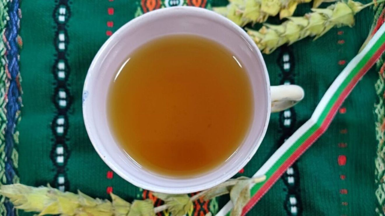 Ceaiul bulgăresc preparat din frunzele și florile unei plante cultivată în arealul masivului muntos Strandja, înscris în registrul de indicații geografice al U.E. / Grecia s-a opus, invocând motive care țin de nomenclatorul botanic