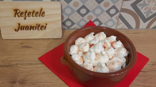 Ceva dulce | Savarină rapidă, preparată din resturi de chec, brioșă sau cozonac/ Reciclează resturile de prăjituri uscate într-un desert ușor de preparat