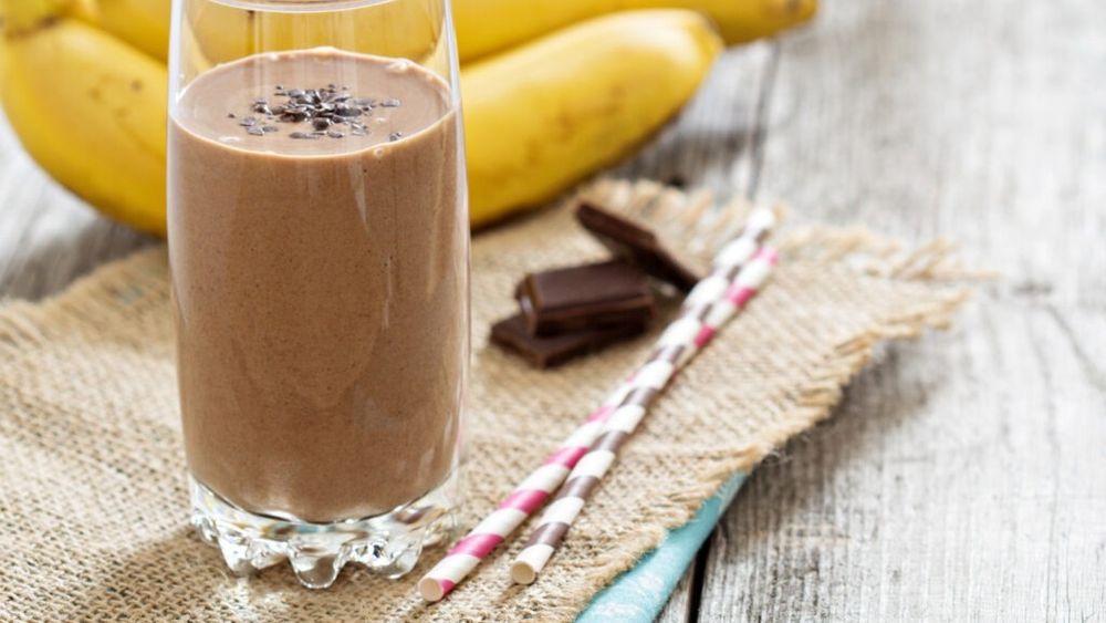 Banana coffee, băutura virală din Coreea care cucerește internetul / De la cafenelele coreene la TikTok, o combinație surprinzătoare și ușor de pregătit acasă