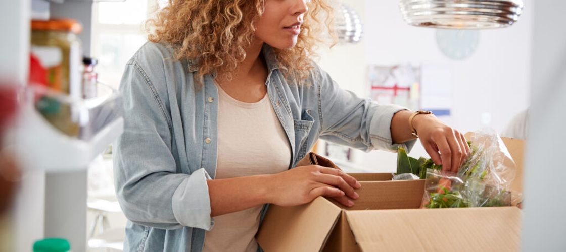 Alimentația femeii: ce să mănânci în faza luteală ca să reduci pofta de dulce și simptomele neplăcute