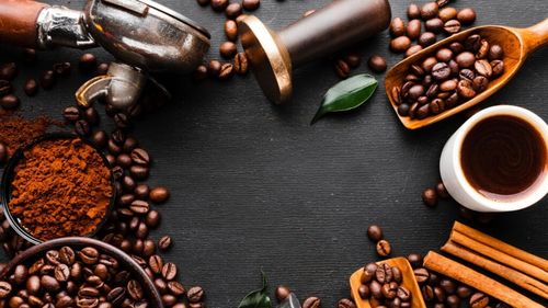 Inovații în industria cafenelelor: Ce este „coffee omakase” / Expert: „Iubitorii de cafea doresc mai mult decât o simplă doză de cofeină. Vor o șansă de a savura băuturi de calitate superioară, de a interacționa cu un barista expert și de a învăța ceva nou”