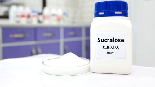 Unii îndulcitori artificiali pot afecta răspunsul la tratamentul oncologic / Un studiu arată că sucraloza nu este cea mai bună opțiune pentru persoanele care urmează un tratament împotriva cancerului