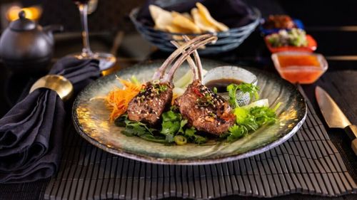 Top 10 cele mai interesante croaziere din lume pentru pasionații gourmet. Uneori se fac escale și se gătește cu produse locale