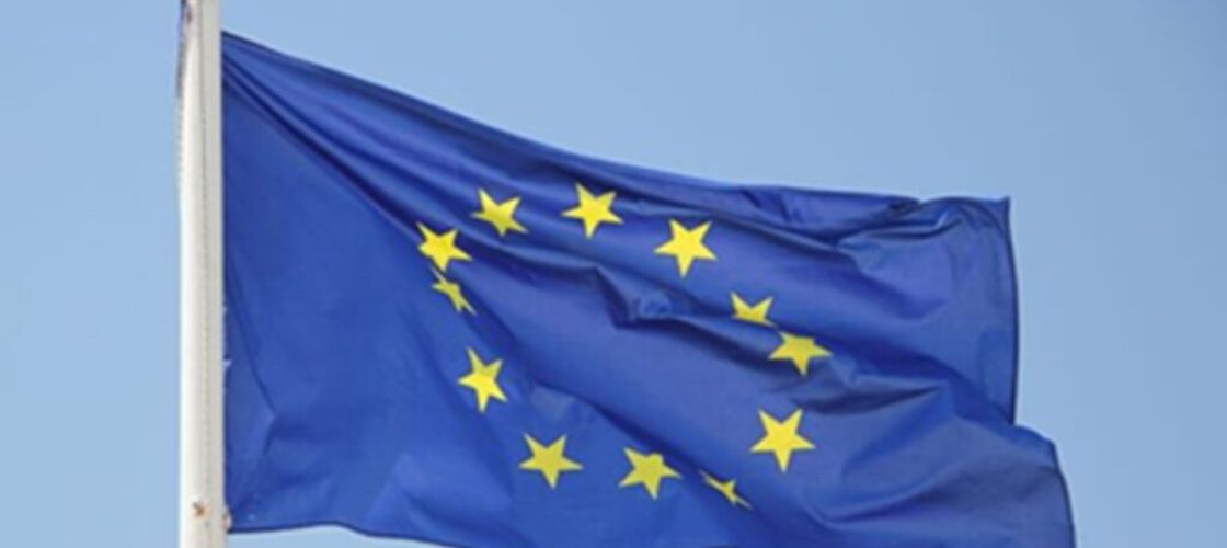 UE solicită strategii naționale pentru protejarea fermierilor din 2028/ Inițiativa vizează contracararea riscurilor majore, precum schimbările climatice, instabilitatea piețelor și tensiunile geopolitice