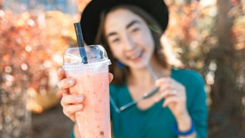 Un nutriționist recomandă cele mai bune 10 rețete de milkshake pentru pierderea în greutate/ Dacă bei milkshake-uri sănătoase, preparate din ingredientele potrivite, organismul tău va fi mai rezistent în fața bolilor