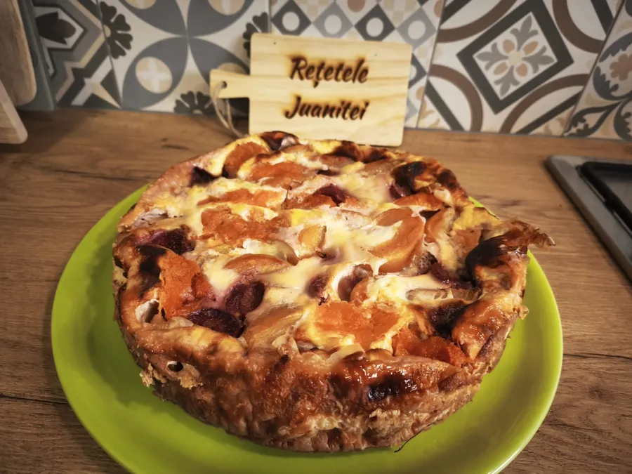 Placinta se pregateste repede si umple casa de arome de fructe