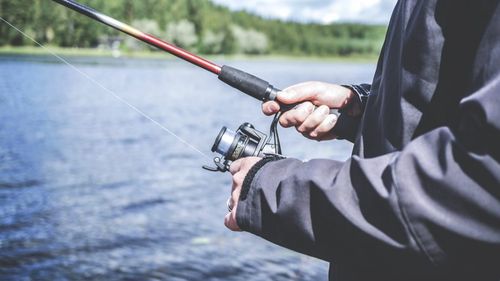 Autoritățile din Delta Dunării încearcă să atragă mai mulți turiști/ Calendarul evenimentelor include, la finele lunii viitoare, "Serbările scrumbiei", la Maliuc, dar şi "Sărbătoarea scrumbiei albastre", la Sulina