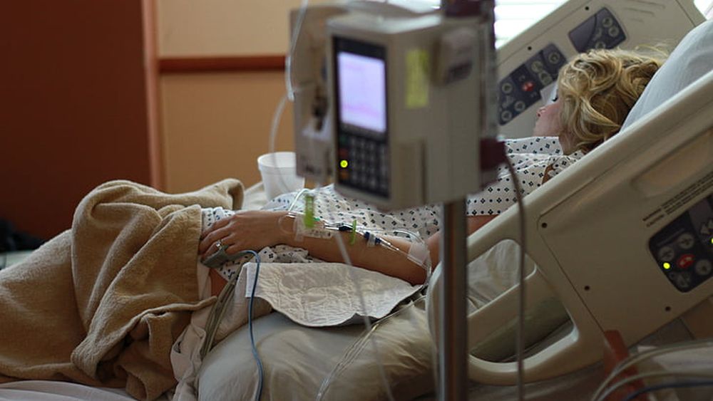 Autoritățile din Franța sunt în alertă! Cinci persoane au ajuns la terapie intensivă, suspectate de botulism, după ce au mâncat conserve artizanale de pesto cu usturoi sălbatic