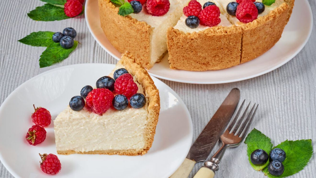 Tartă cu cremă de brânză Hochland Crème / Preparat rapid cu aluat fraged