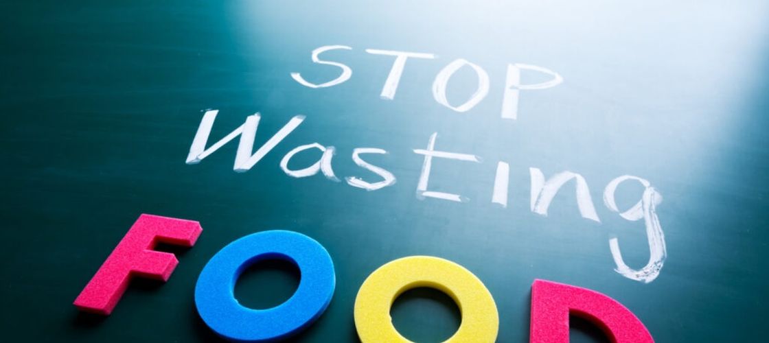 Reducerea risipei alimentare devine obligație: reguli noi pentru fermieri, procesatori și HoReCa