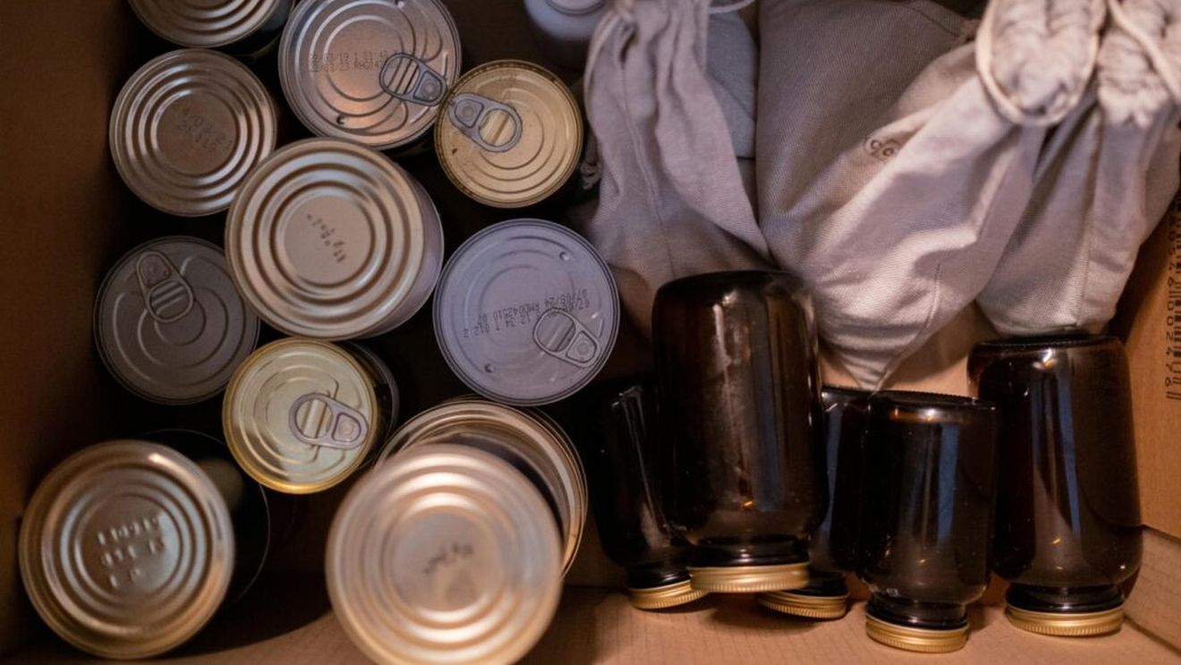 10 alimente neperisabile sănătoase pe care e bine să le în casă / Nutriționist: „O cămară bine aprovizionată îți asigură accesul la alimente nutritive, chiar și când cele proaspete nu sunt disponibile”