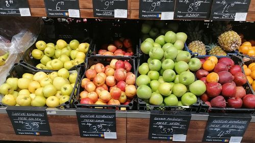 Hunedoara: Controale şi amenzi ale poliției pentru combaterea evaziunii fiscale cu produse alimentare