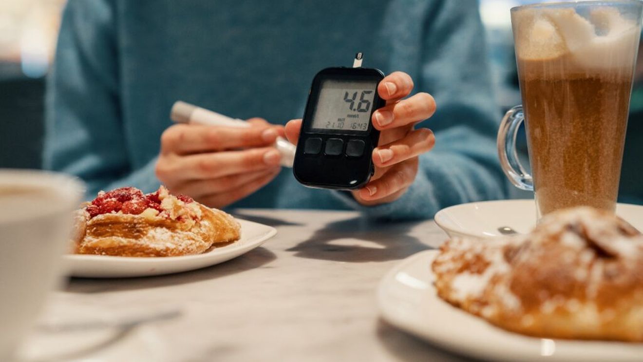 Postul intermitent, o soluție pentru diabetici? Iată ce ai voie să mănânci și ce nu