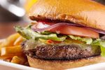 STUDIU „Fast-food-ul” și dulciurile din copilărie modifică ireversibil creierul, chiar dacă la maturitate mănânci sănătos