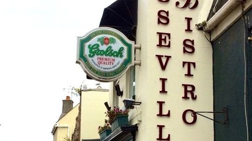 Doi români cu experiență în HoReCa au devenit proprietari de restaurante pe insula Jersey din arhipelagul britanic