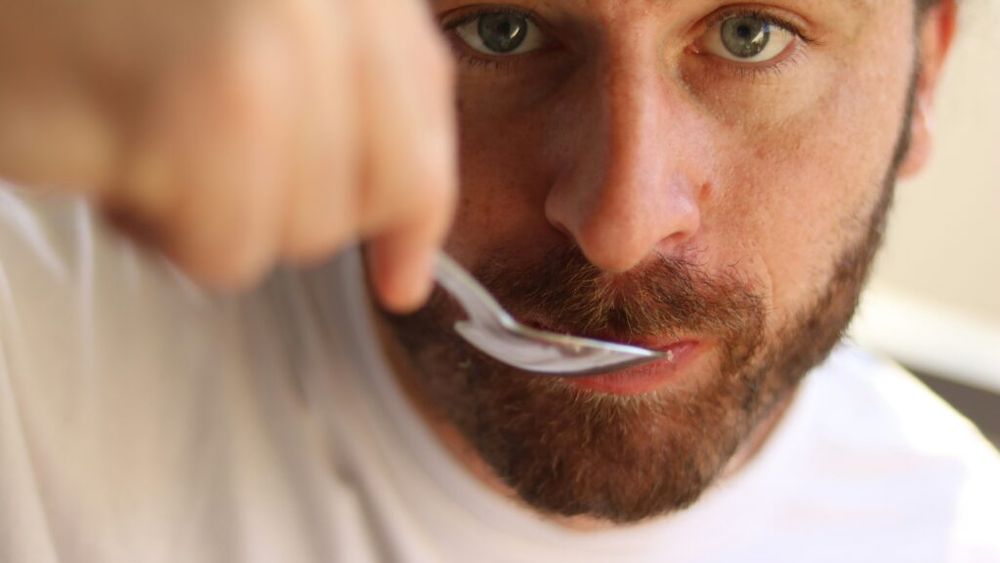 6 alimente care pot susține nivelul de testosteron la bărbați / Ce spun nutriționiștii despre dietă și hormoni
