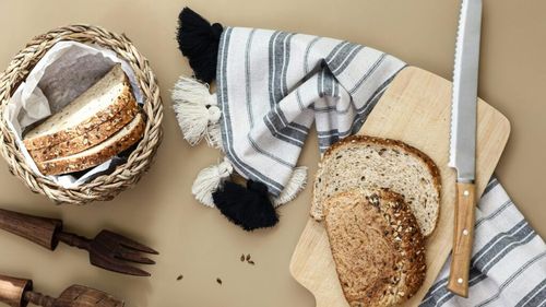 Pâinea industrială pierde teren în faţa pâinii cu maia / Schimbarea comportamentului alimentar este puternic influenţată de consumatori cu vârsta cuprinsă între 40 şi 70 de ani, arată un studiu