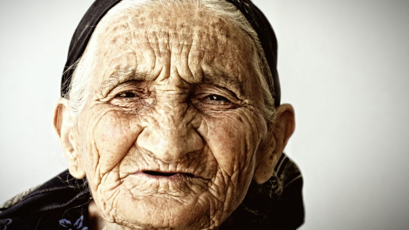 Satul din Sardinia unde femeile ajung la 100 de ani într-un număr uimitor. Cercetătorii vorbesc despre o posibilă nouă „zonă albastră”