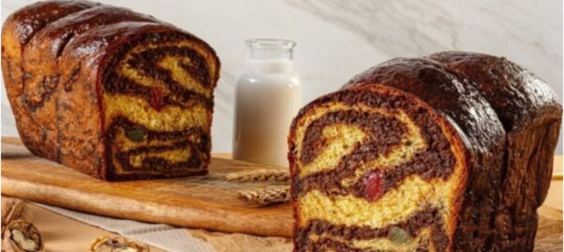 Secretele bunicii pentru cel mai bun cozonac de Paște/ Rețeta de cozonac opărit cu 10 ouă, care îți va ieși perfect dacă respecți toți pașii