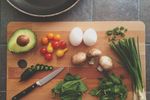Un studiu uriaș schimbă perspectiva asupra alimentației pentru sănătatea inimii / Nu carbohidrații sau grăsimile contează cel mai mult