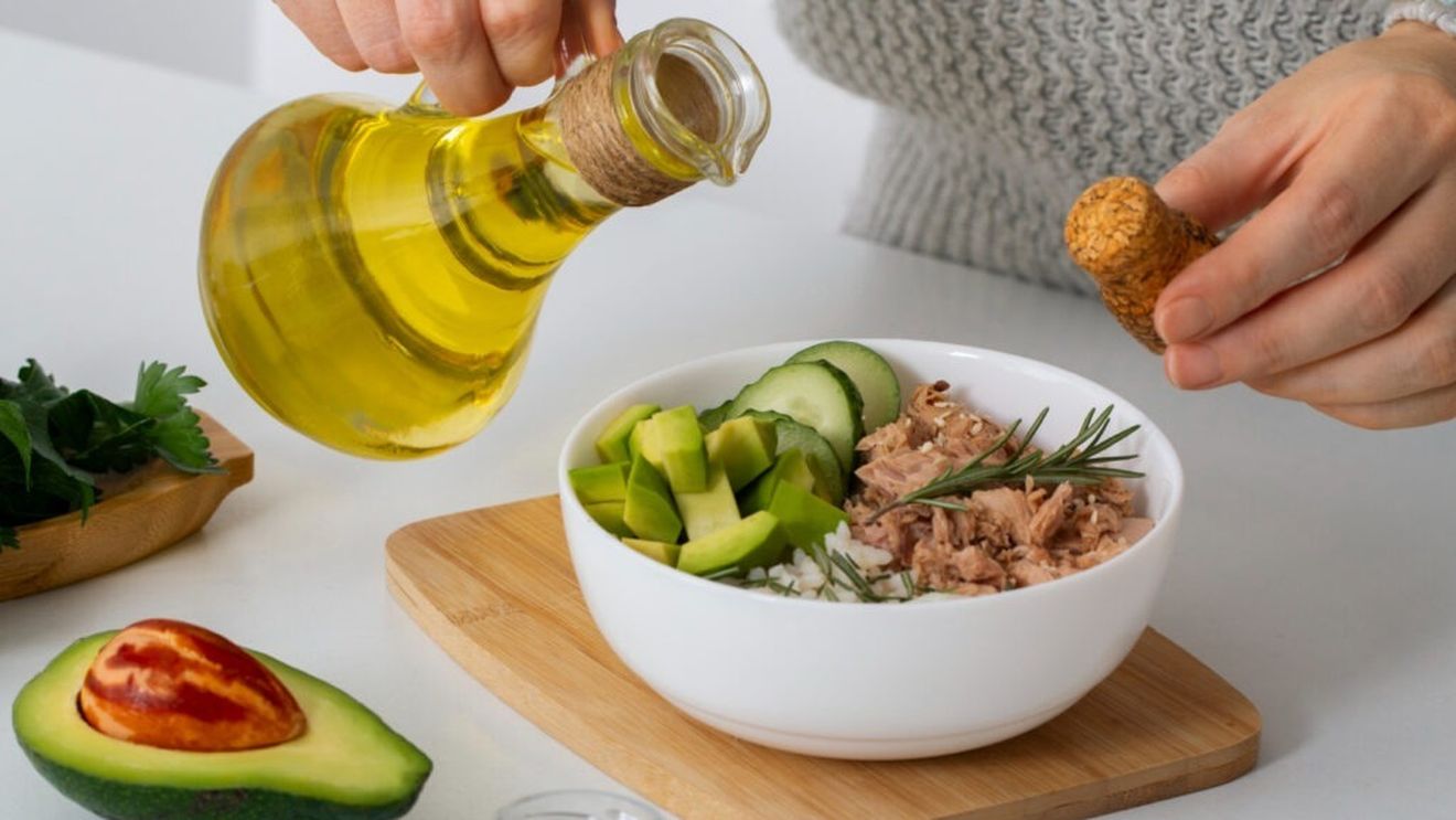 Cele mai bune diete pentru femeile de peste 50 de ani, conform dieteticienilor/Dieta DASH și cea mediteraneeană sunt în top