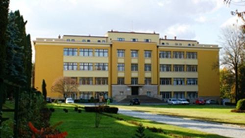 USAMV Cluj-Napoca a obţinut finanţare de 7,94 milioane de lei pentru Programul „Primul student din familie” / Proiectul intitulat „ORIZONT- Program avansat de sprijin şi incluziune pentru primii studenţi din familie” este finanțat prin Fondul Social European Plus 
