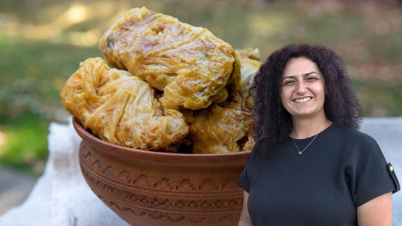 VIDEO | Sarmale și Tapas | Ce mâncare românească este faimoasă într-o comunitate din Spania unde trăiesc 99 de naționalități/ Delia Burcea (profesor): Întotdeauna promovăm sarmalele, n-am dat greș niciodată cu ele