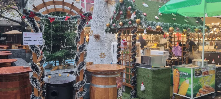 prețuri băuturi vin fiert ceai ciocolată caldă târg Crăciun Craiova
