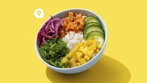 Studiu: România, lider în Europa de Sud-Est la consumul de poke / O persoană din București a comandat peste 180 de boluri poke într-un singur an / Cererea pentru acest tip de preparat a crescut cu 260% față de anul trecut