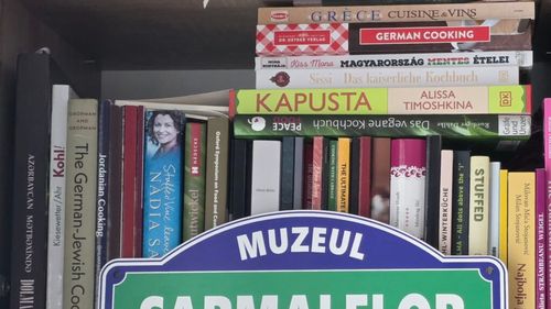 FOTO | Peste 100 de exponate din viitorul Muzeu al Sarmalelor, prezentate în premieră la București, în weekend