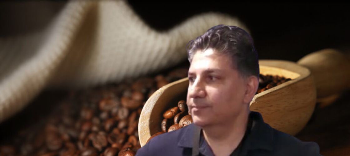 Cafeaua cu gust de mango sau piersică a ajuns în România. Cum se obține aroma de fruct / Afshin Roshanian, organizator Slow Coffee Festival: „Sunt co-fermentate cu fructe”